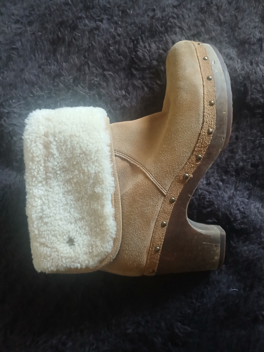 UGG Suede Boots (Size 7)